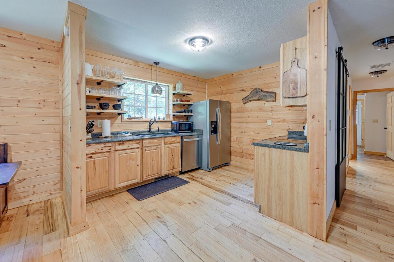 Smoky Mountain Cabin With Camping Area And Fire Pit! Whittier Экстерьер фото