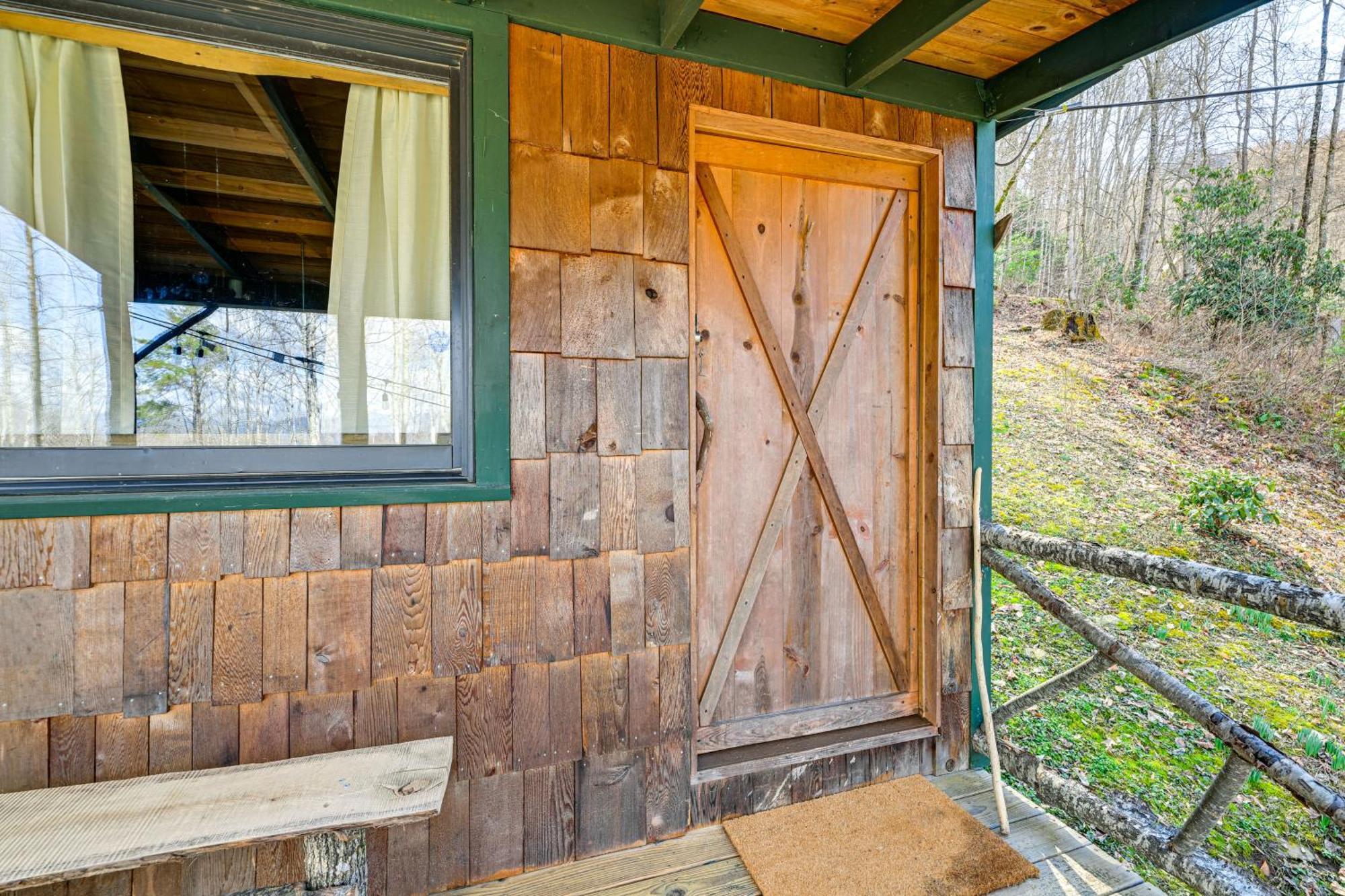 Smoky Mountain Cabin With Camping Area And Fire Pit! Whittier Экстерьер фото