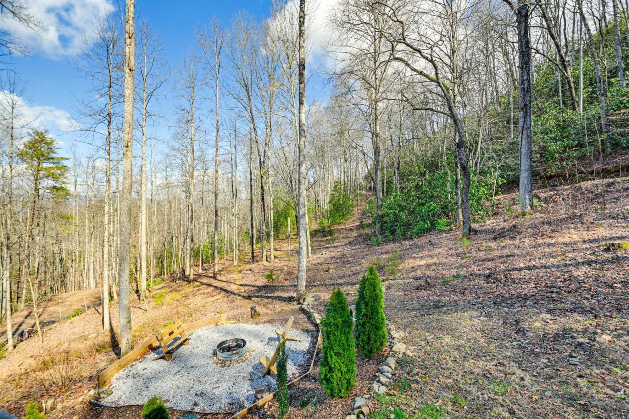 Smoky Mountain Cabin With Camping Area And Fire Pit! Whittier Экстерьер фото